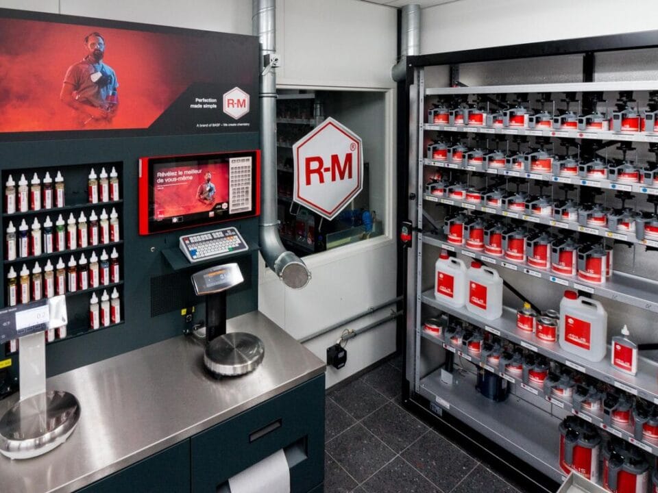 agilis barvna linija