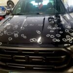 Poškodbe na vozilu zaradi toče