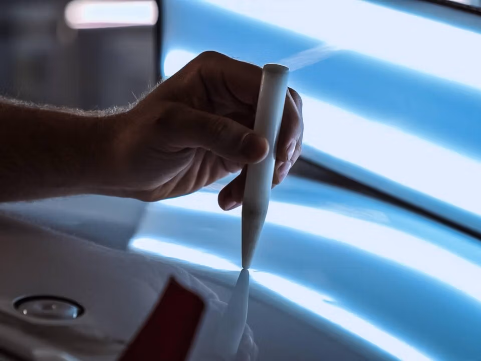 Strokovnjaki poskrbijo za vaše vozilo po toči